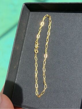 10K Solid Gold Paperclip Link Bracelet 7inch  2.3mm BSI Lobster Clasp